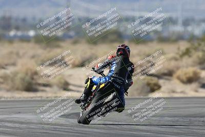 media/Dec-07-2025-CVMA (Sun) [[3e7d2de5dc]]/Race 5-Formula UL-CVMA Hooligans-American Thunder/